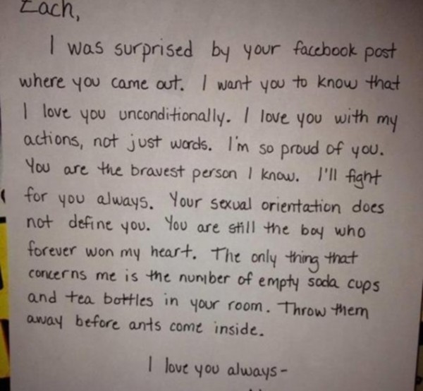 Το γράμμα μιας μητέρας όταν έμαθε ότι ο γιος της είναι ομοφυλόφιλος